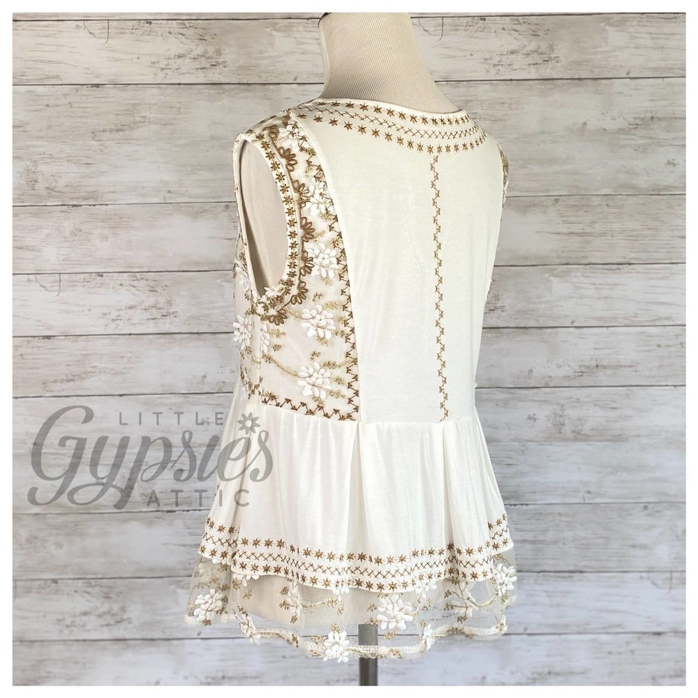 POL Babydoll Embroidery Peplum Top - Picture 6 of 12